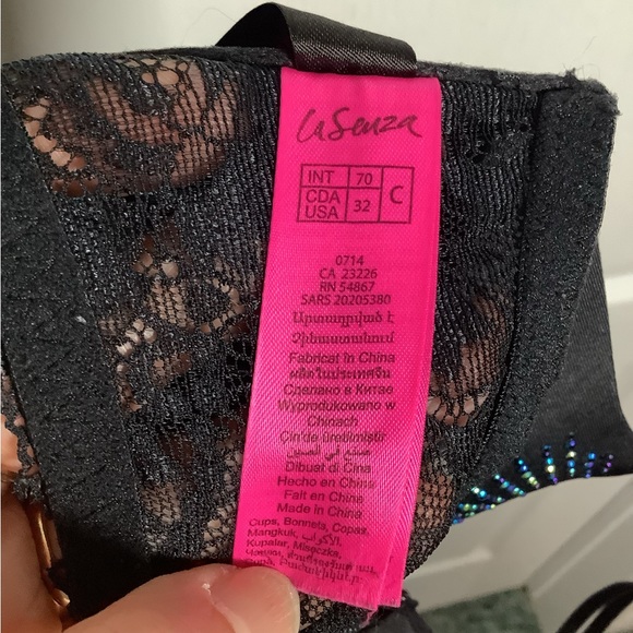 La Senza Beyond Sexy convertible front closure bra with rhinestones - Picture 12 of 15